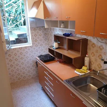 Apartmaji Sabina * Koper